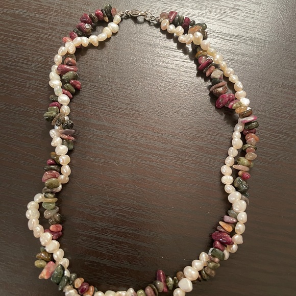 Womens beaded necklace - Picture 2 of 3